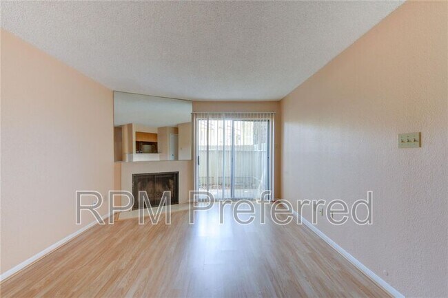 Photo - 2120 El Paseo St