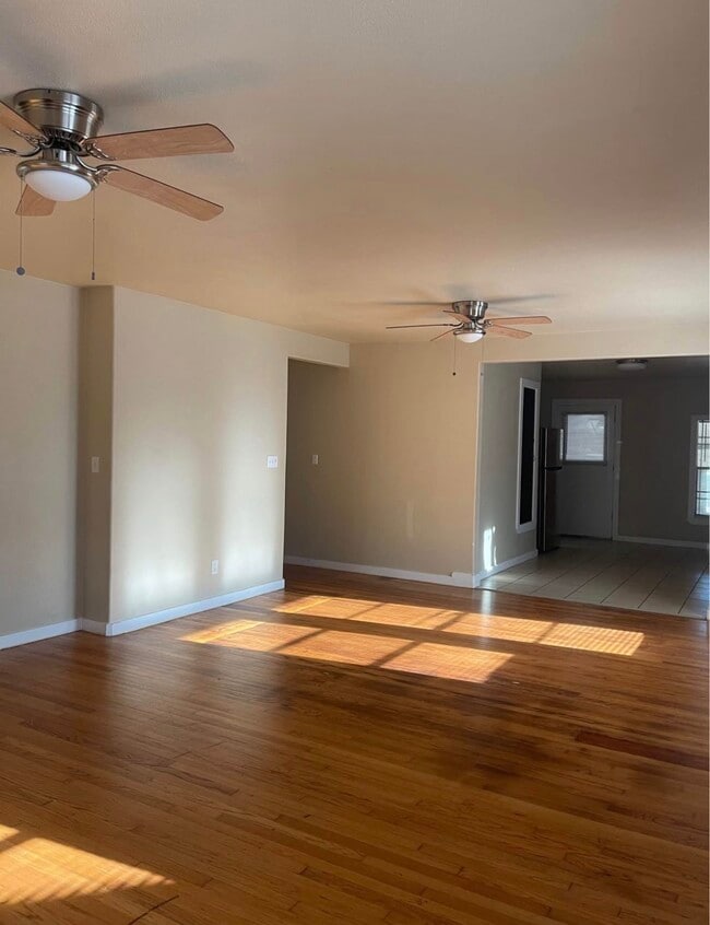 Photo - 206 Rigsby Ave