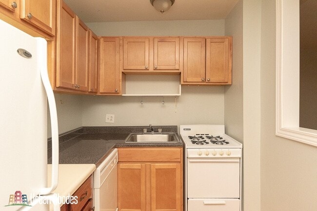 Photo - 1337 N Dearborn St Unit A06C