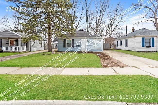 Photo - 2200 Brockton Ave