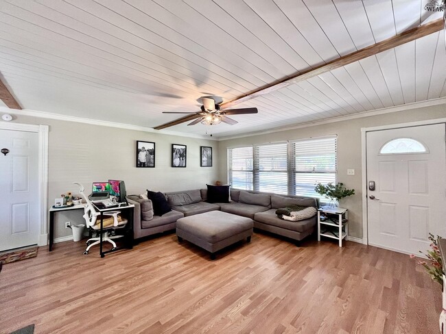 Photo - 4722 Florist St