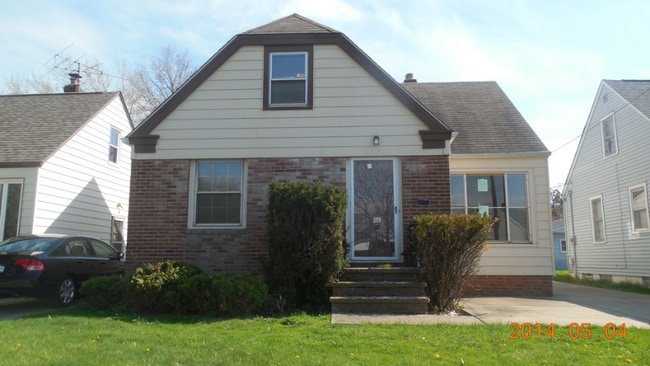 Building Photo - 4070 Wyncote Rd