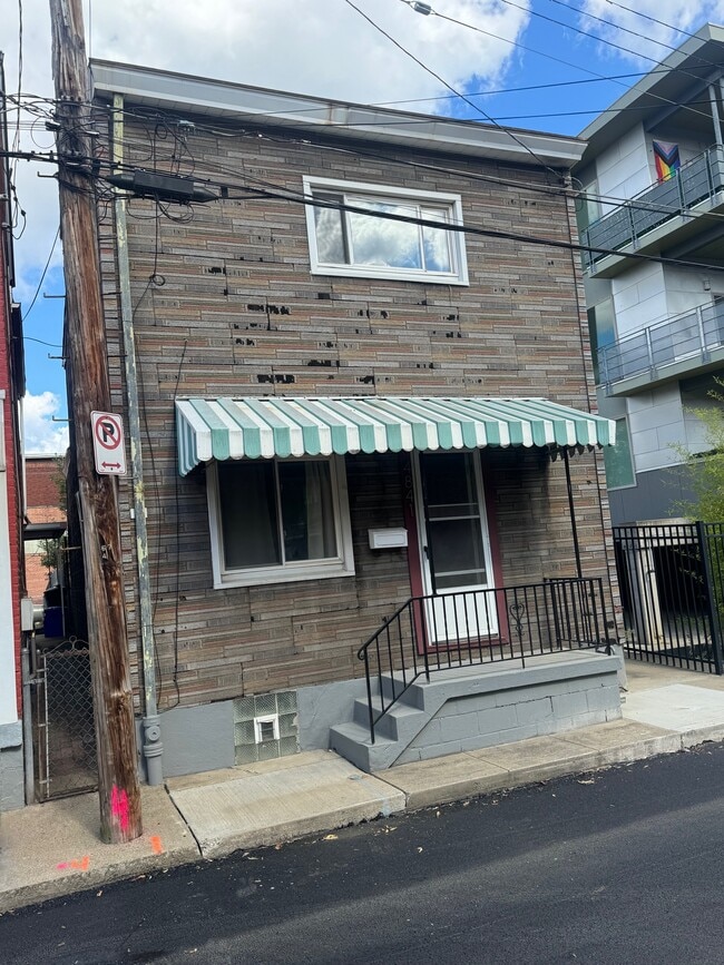 Building Photo - 4841 Plum Wy Rental