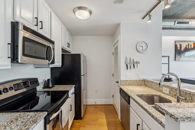 Photo - 444 S Blount St Unit 209