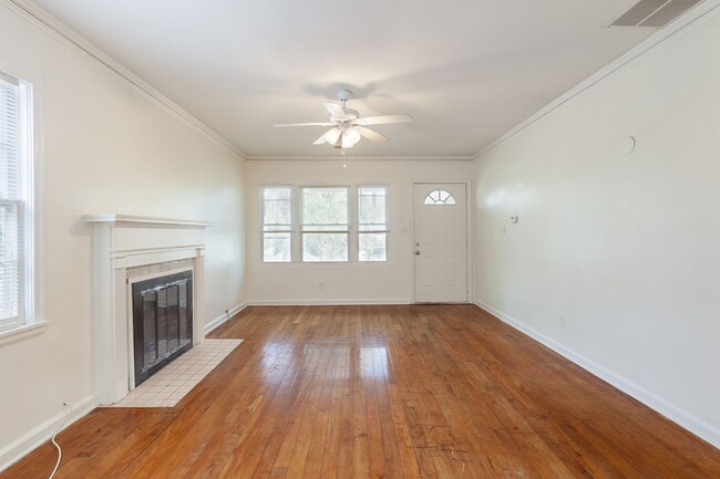 Photo - Section 8 Welcome! Spacious 3bd/2ba w/ Large Backyard & Close to ATL Beltline!
