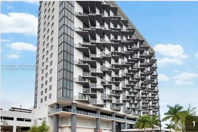 Building Photo - 5300 NW 85th Ave Unit 1106