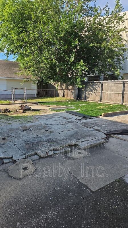 Photo - 8025 Pompano St