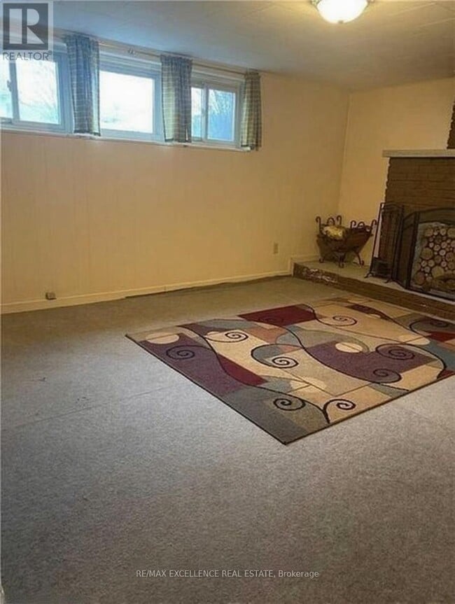 Photo - 7 Dunnett Blvd