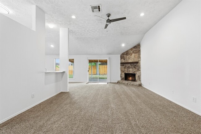 Photo - 16826 Carbridge Dr