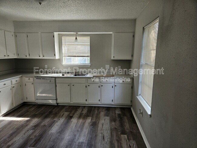 Photo - 103 Smith Ln