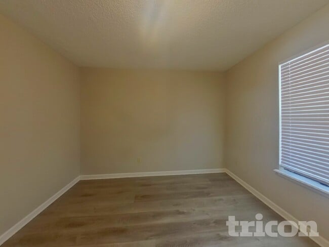 Photo - 2068 Manucy Ct