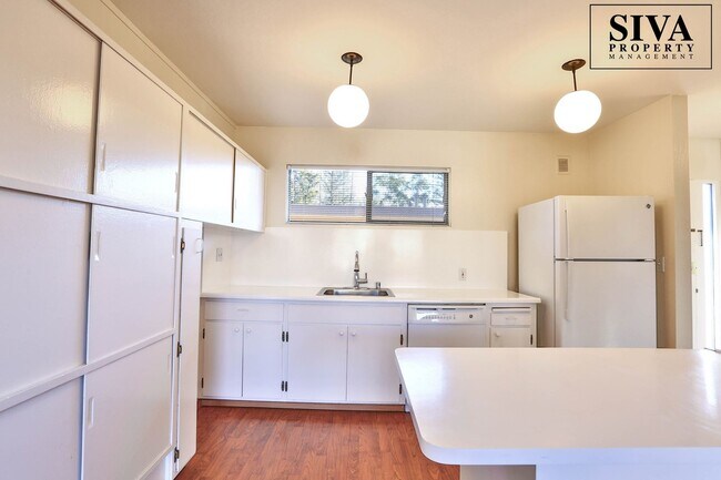 Photo - Beautiful Palo Alto Condo