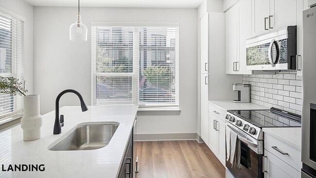 Photo - 1310 Hillside Ave Unidad 407