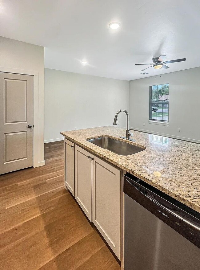 Photo - Stunning brand new 3BR/2BA duplex with mod...