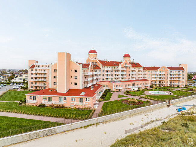 Lido Beach Towers - Lido Beach Towers Apartments