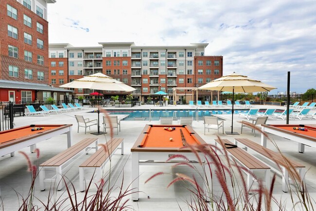 Photo - Artisan Hill