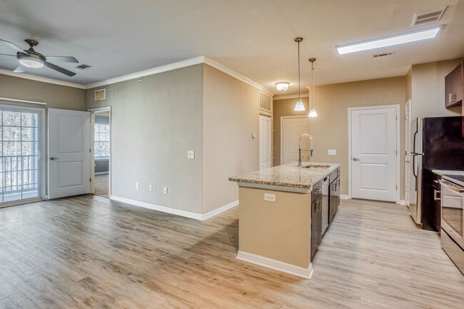 Belle Haven Apartments