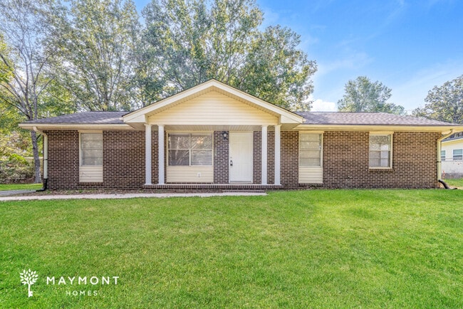 Building Photo - 77 Oakwood St