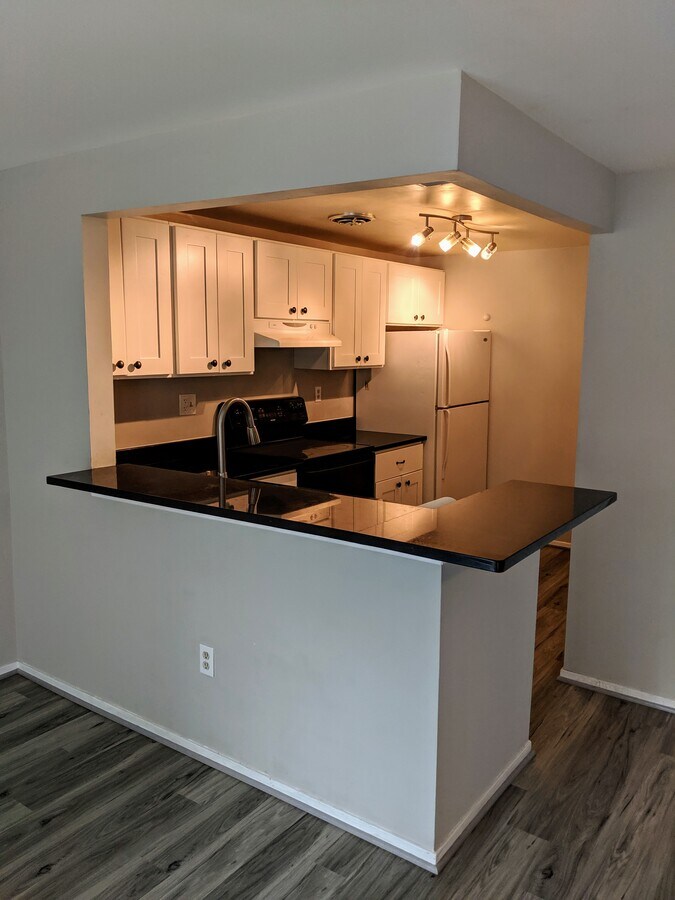 Photo - 20127 Welbeck Terrace