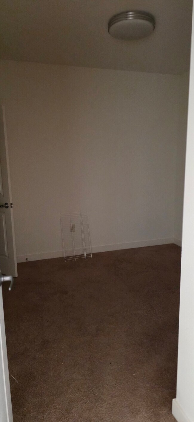 1195 North Ave Unit 305