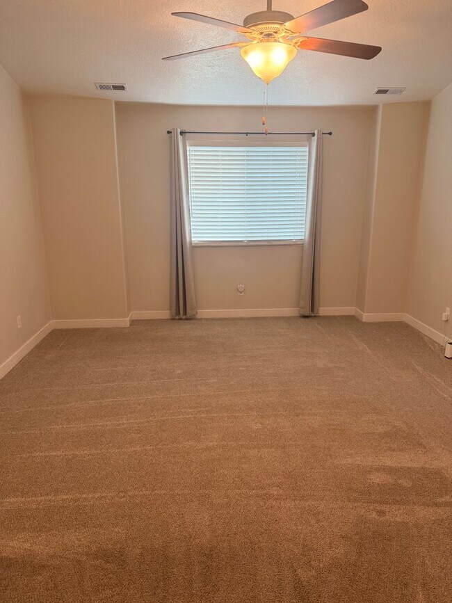Photo - 371 S 790 W