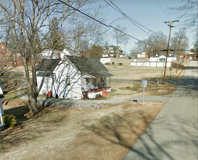 Building Photo - 158 Duke street