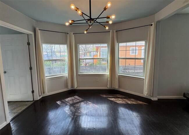 Photo - 1402 Mardell St