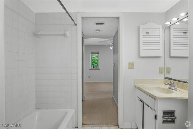 Building Photo - 1706 Bald Eagle Dr Unit 515B Rental