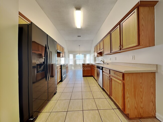 Photo - 1114 Green Fern Cv