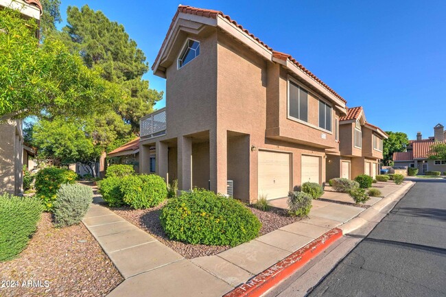 Building Photo - 1633 E Lakeside Dr Unit 50 Rental