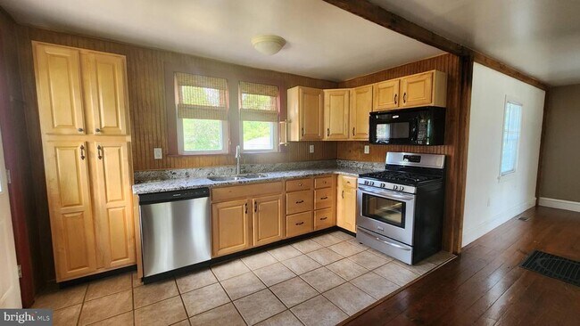 Photo - 1145 Old Swede Rd House