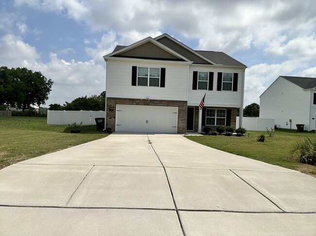 Building Photo - 5459 Carolines Way