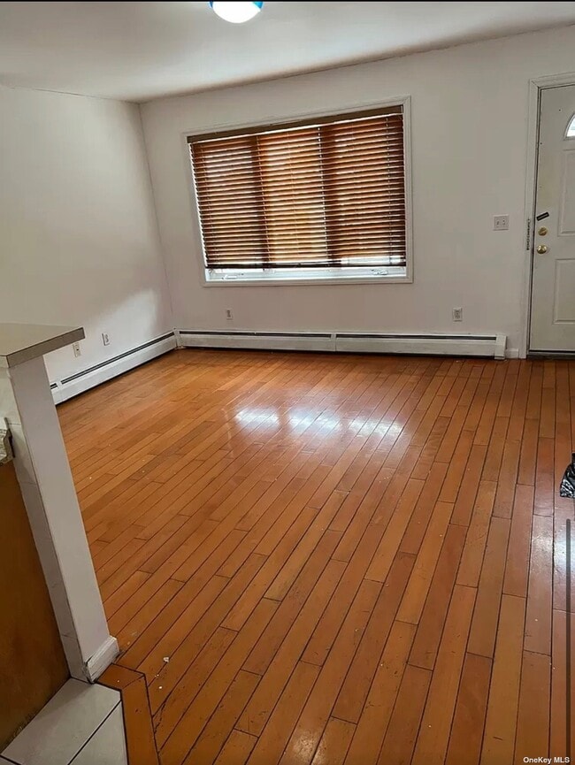 Photo - 45-57-57 160th St