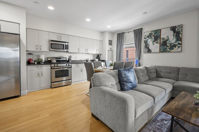 Photo - 601 Albany St Unit ID1240336P