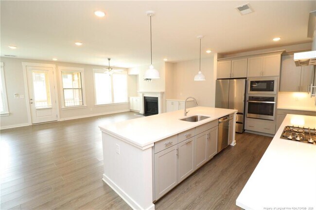Photo - 2151 Maggie Vly Dr