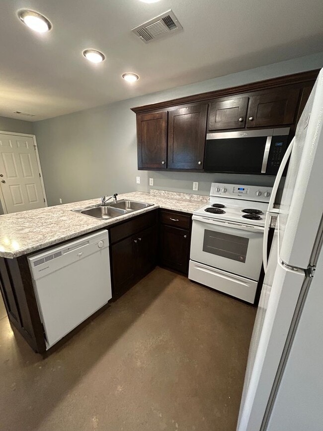 Photo - 117 Sequoya Dr Unidad A