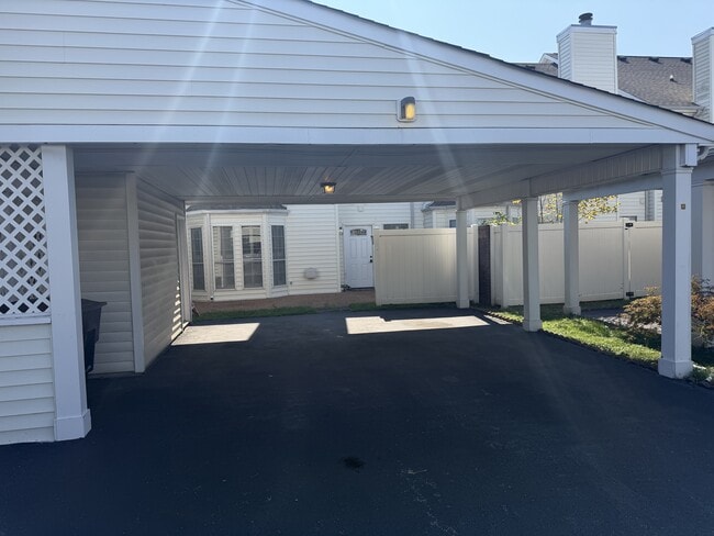 Photo - 755 E Northfield Blvd
