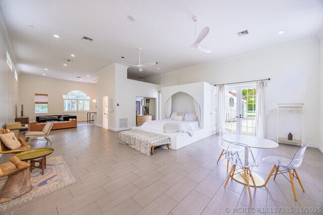 Photo - 717 Forest Hill Blvd