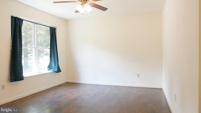 Photo - 2051 Collins Ct