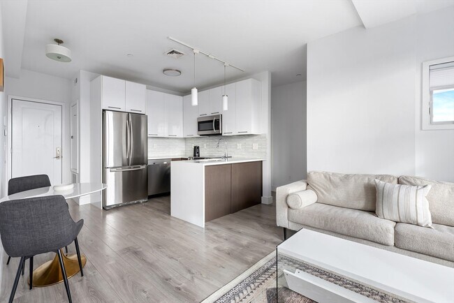 Photo - 70 S Bremen St Unit 501