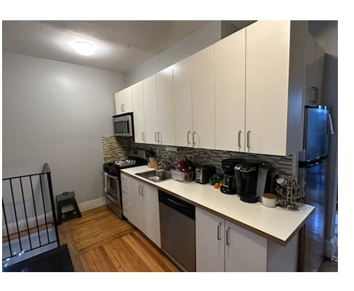 Photo - 1487 Beacon St