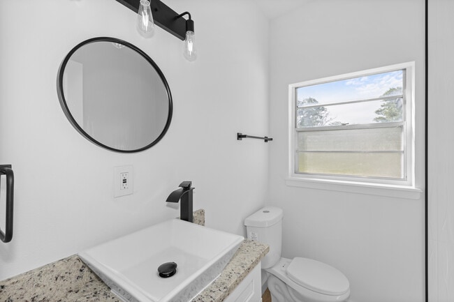 Photo - 1412 Crooms Ave