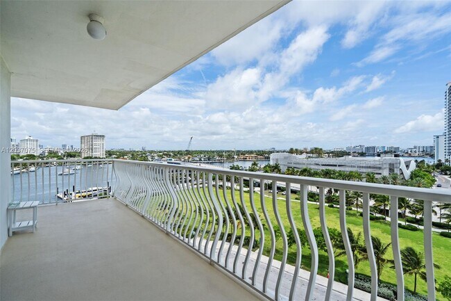 Photo - 1 Las Olas Cir Unit 809
