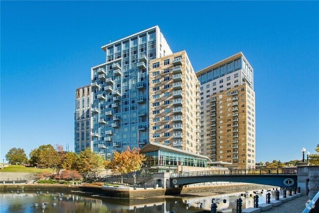 Building Photo - 200 Exchange St Unit 411 Rental