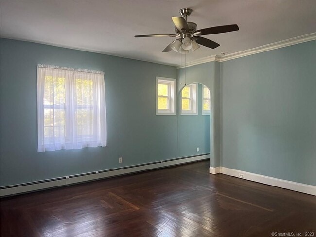 Photo - 214 Goffe Ter