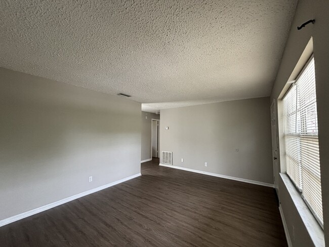 4131 Hancock Ave SE Unit 4131