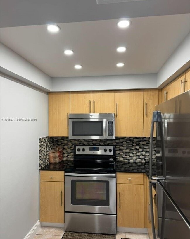 Photo - 11780 SW 18th St Unit 409-2