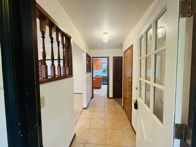 Photo - Charming One-Level Home in Garden Home — Near Washington Square & Trader Joe’s! Landscaping Inclu...