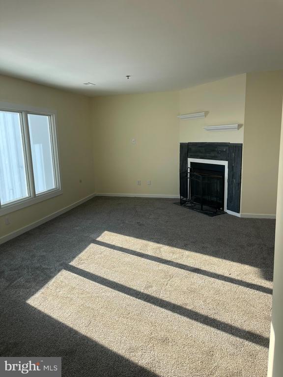 Photo - 5215 Le Parc Dr Unit 8