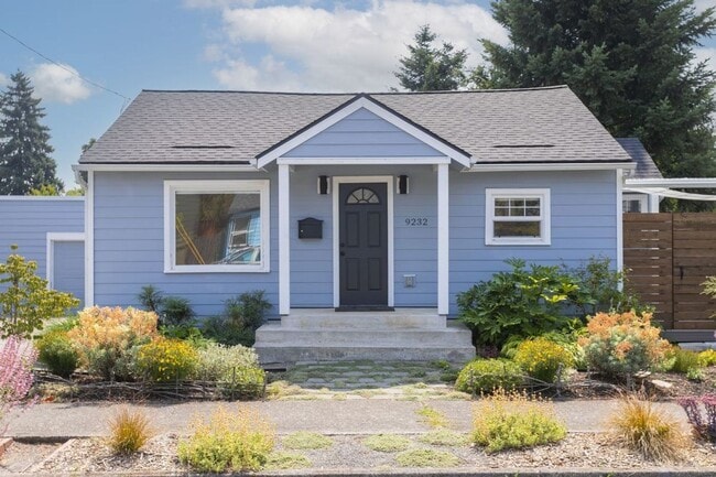 Building Photo - Charming Two Bedroom Haven in SE Portland!